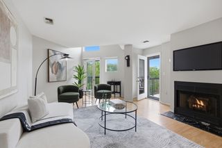 97 Anderer Ln 304, Boston, MA 02132