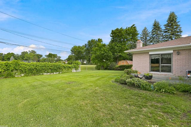 53375 Mark Drive, Shelby Twp, MI 48316