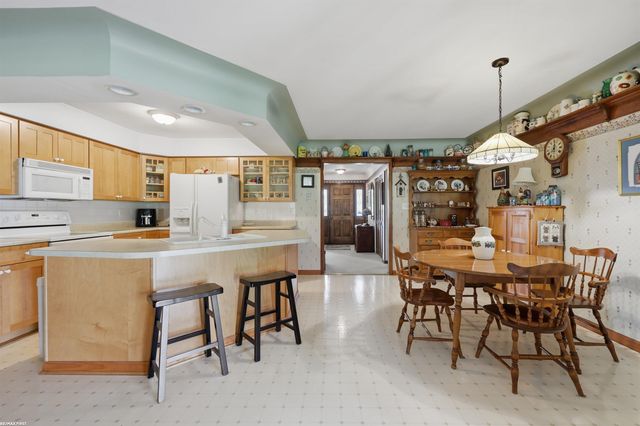 53375 Mark Drive, Shelby Twp, MI 48316