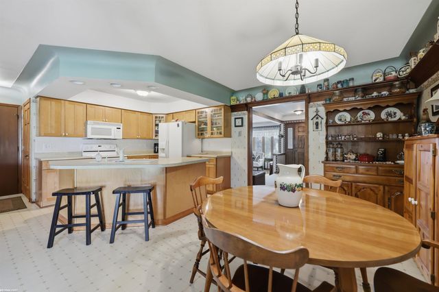 53375 Mark Drive, Shelby Twp, MI 48316