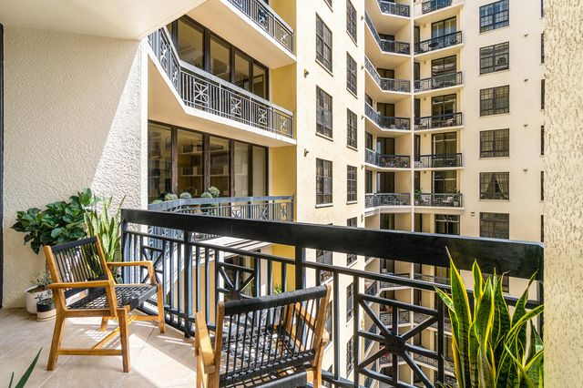 701 S Olive Avenue 1605, West Palm Beach, FL 33401