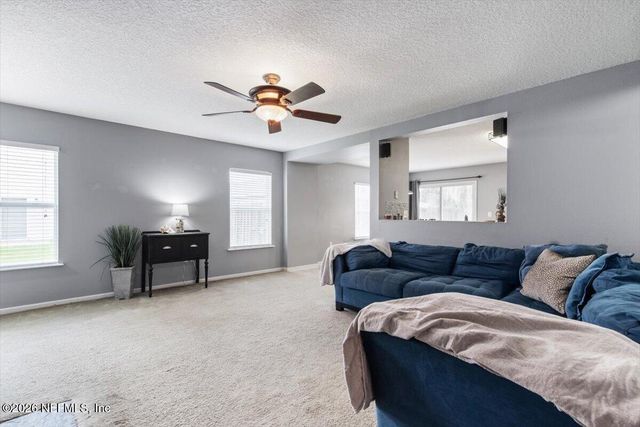 1092 SUNRAY Court, Jacksonville, FL 32218