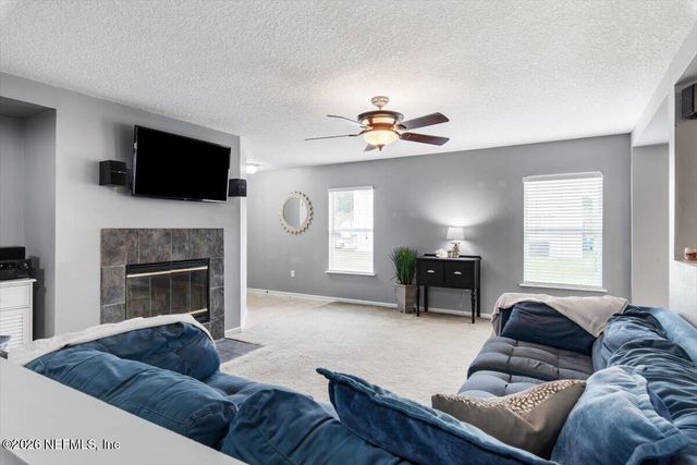1092 SUNRAY Court, Jacksonville, FL 32218