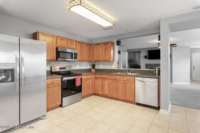 1092 SUNRAY Court, Jacksonville, FL 32218