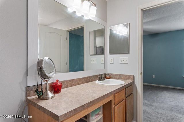 1092 SUNRAY Court, Jacksonville, FL 32218