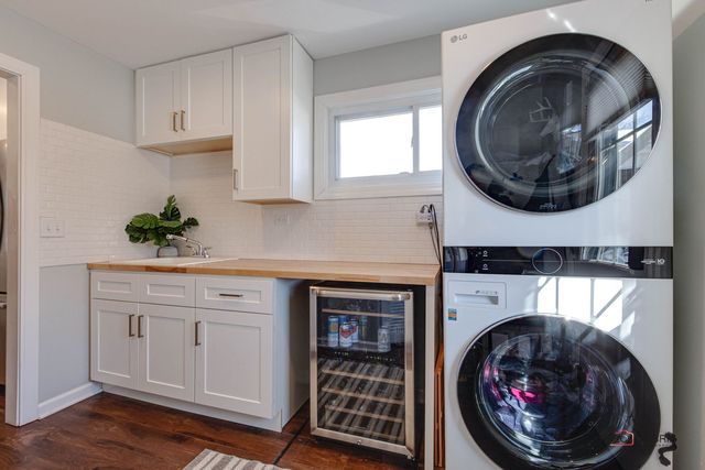 1011 N HADDOW Avenue, Arlington Heights, IL 60004