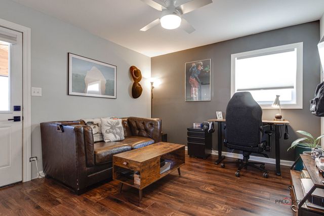 1011 N HADDOW Avenue, Arlington Heights, IL 60004