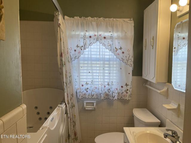 206 Doughty Drive, Knoxville, TN 37918