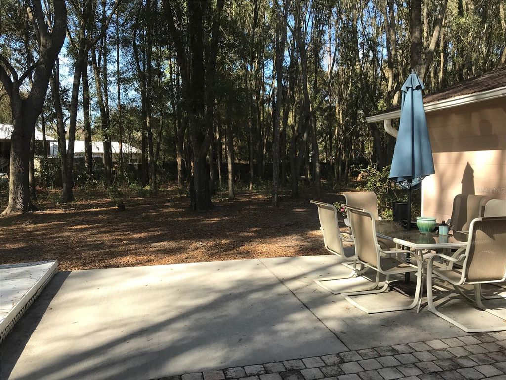 Image 4 of property listing at 10814 SW 89TH COURT, Gainesville, FL 32608