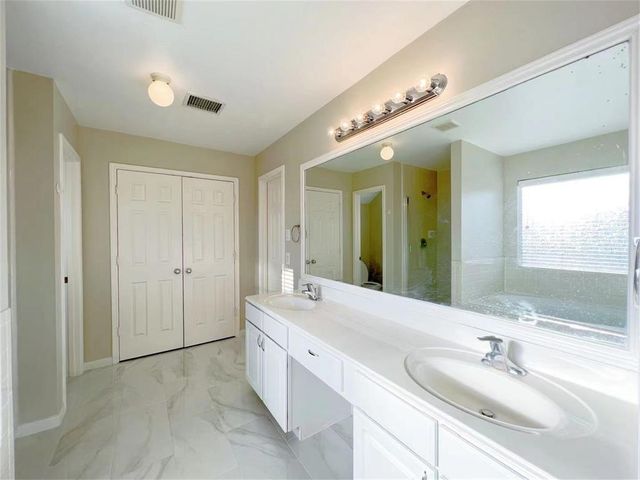 18102 Redoak Manor Lane, Cypress, TX 77433