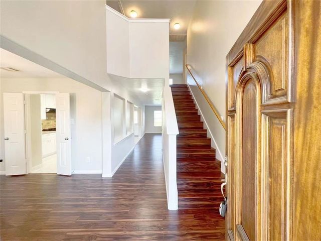 18102 Redoak Manor Lane, Cypress, TX 77433