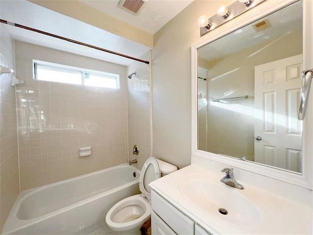 18102 Redoak Manor Lane, Cypress, TX 77433