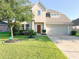 18102 Redoak Manor Lane, Cypress, TX 77433