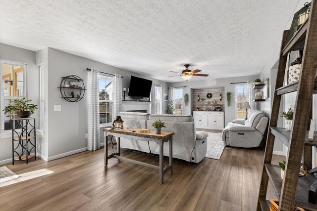 101 Bennington Street, Johnstown, OH 43031