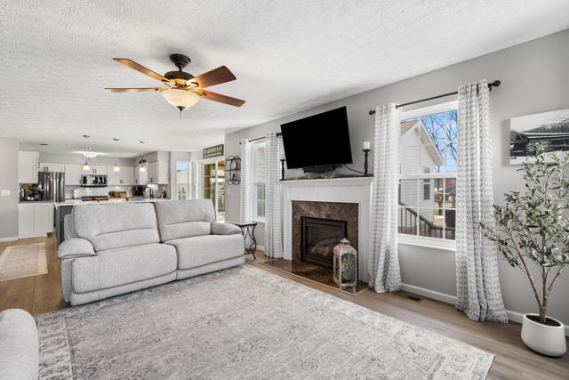 101 Bennington Street, Johnstown, OH 43031