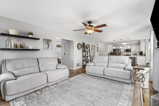 101 Bennington Street, Johnstown, OH 43031