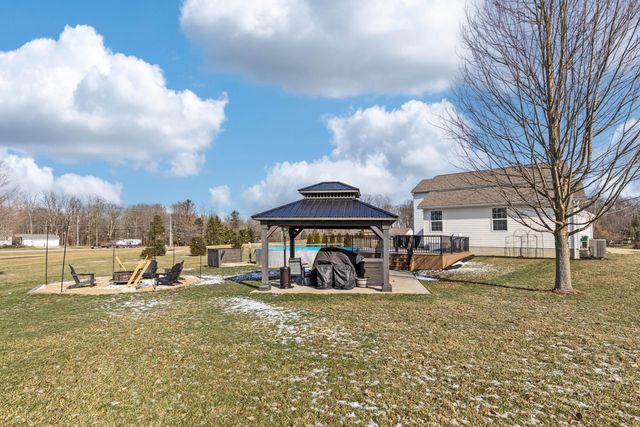 101 Bennington Street, Johnstown, OH 43031