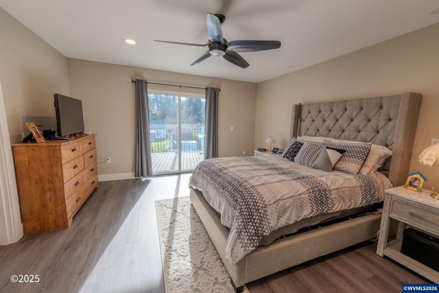 780 778 E Jefferson St, Stayton, OR 97383