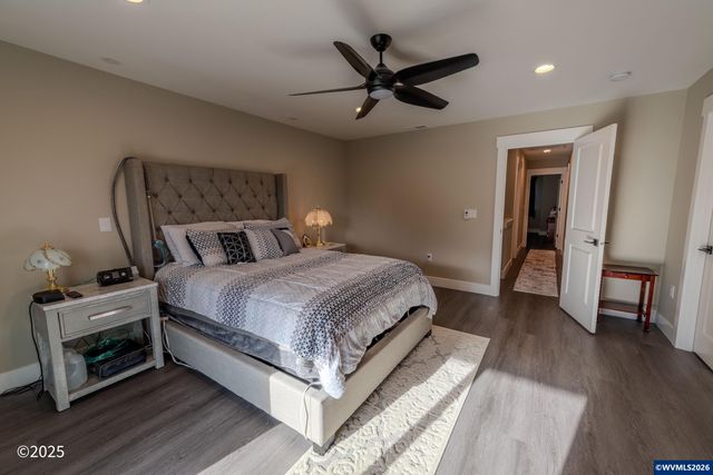 780 778 E Jefferson St, Stayton, OR 97383