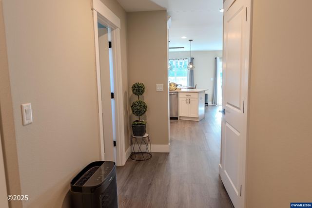 780 778 E Jefferson St, Stayton, OR 97383