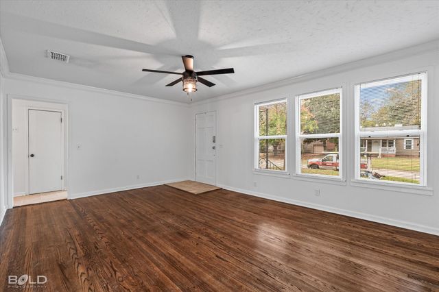 4509 Finley Drive, Shreveport, LA 71105