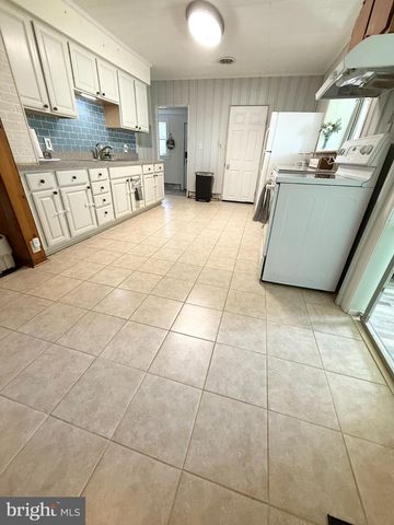 504 SUNSET BLVD, Ridgely, MD 21660