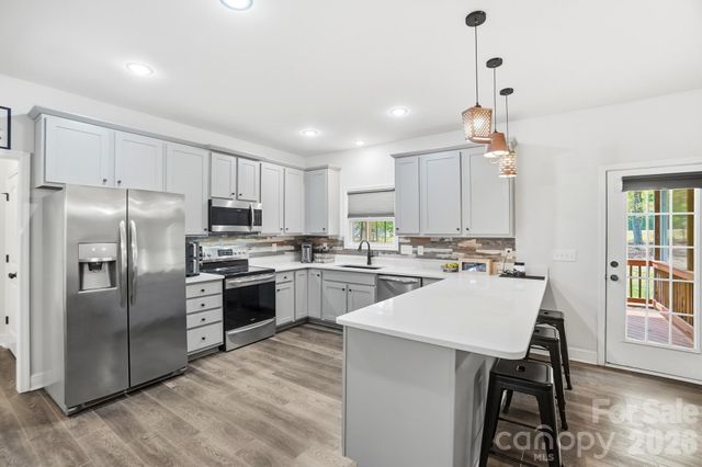 2430 Shuford Road, Lincolnton, NC 28092