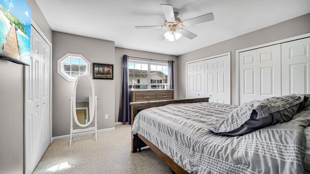 1818 Golden Oak Court, Crown Point, IN 46307