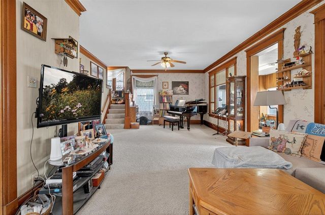 432 Vermont Street, Waterloo, IA 50701