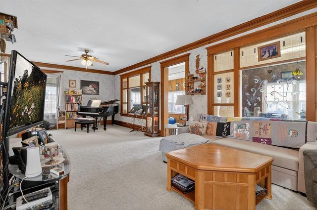 432 Vermont Street, Waterloo, IA 50701