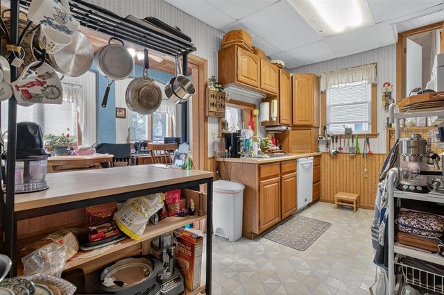 432 Vermont Street, Waterloo, IA 50701