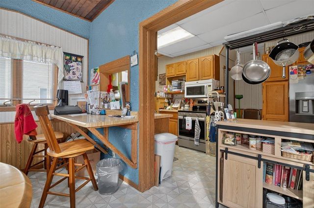 432 Vermont Street, Waterloo, IA 50701