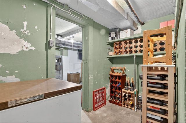 432 Vermont Street, Waterloo, IA 50701