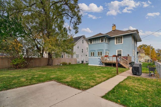 432 Vermont Street, Waterloo, IA 50701