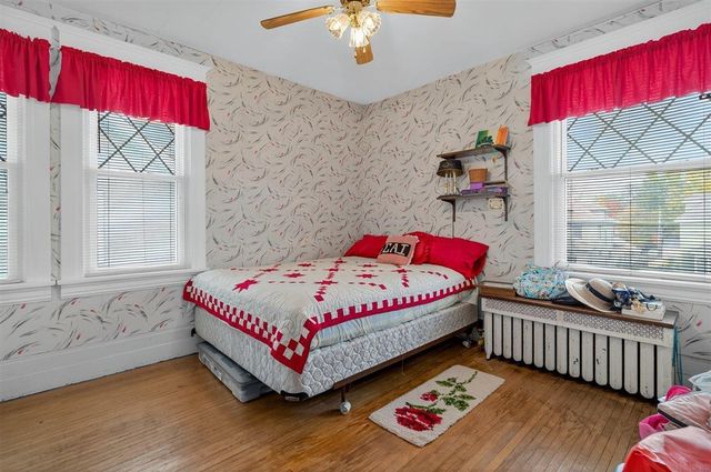 432 Vermont Street, Waterloo, IA 50701