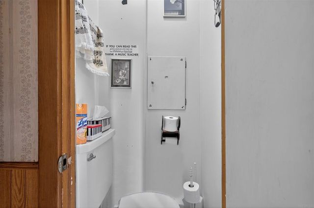 432 Vermont Street, Waterloo, IA 50701