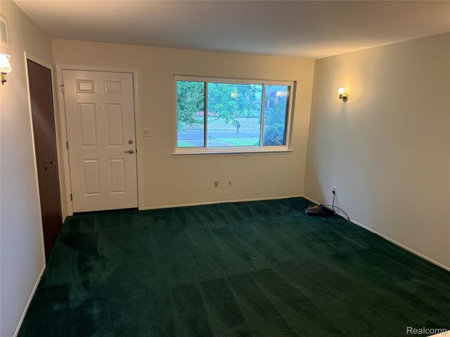37651 Amrhein Road, Livonia, MI 48150