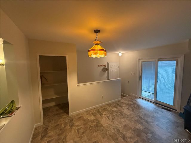 37651 Amrhein Road, Livonia, MI 48150