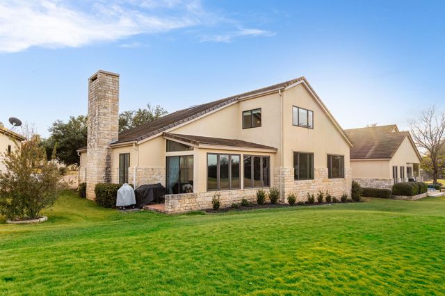 2433 Founders CIR, Spicewood, TX 78669