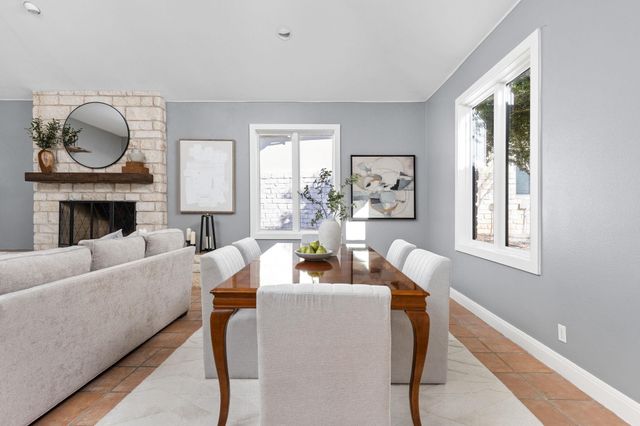 2433 Founders CIR, Spicewood, TX 78669