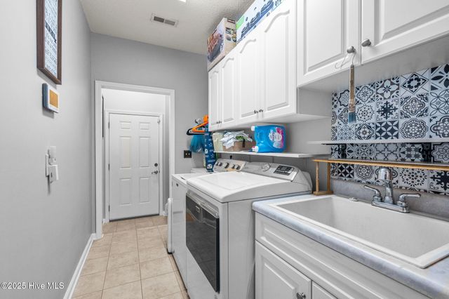 119 Smathers Drive, West End, NC 27376