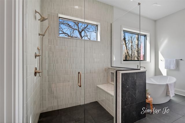 4649 176th Court, Urbandale, IA 50132
