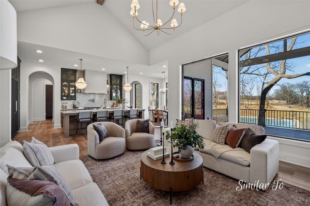 4649 176th Court, Urbandale, IA 50132