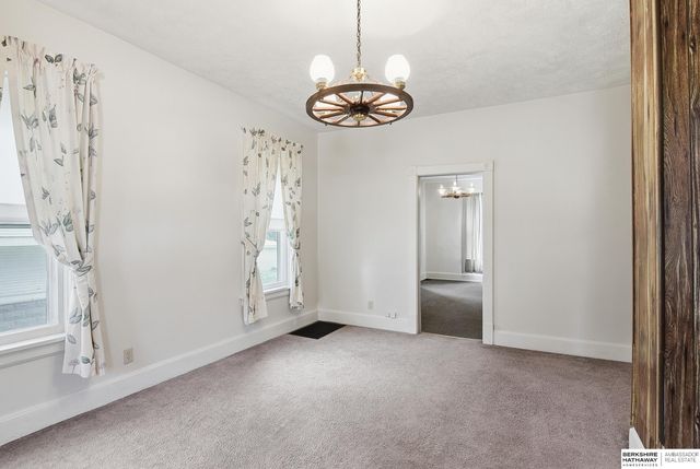 2015 Fowler Avenue, Omaha, NE 68110
