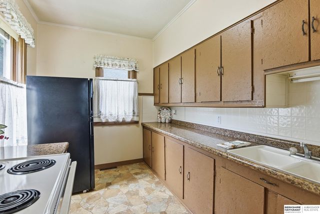 2015 Fowler Avenue, Omaha, NE 68110