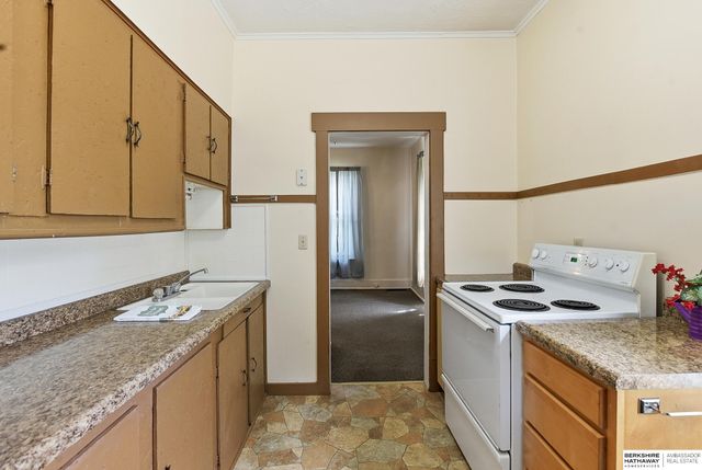 2015 Fowler Avenue, Omaha, NE 68110
