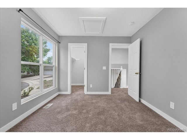 1661 S Walden Ct, Aurora, CO 80017