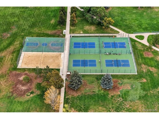 1661 S Walden Ct, Aurora, CO 80017
