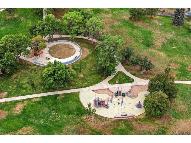 1661 S Walden Ct, Aurora, CO 80017