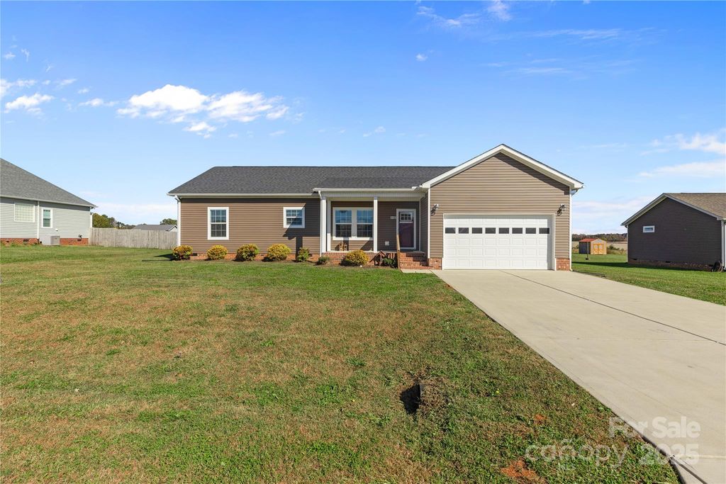 1133 Knox Farms Boulevard 18, Woodleaf, NC 27054